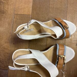 Elegant White and Tan Women's Sandals